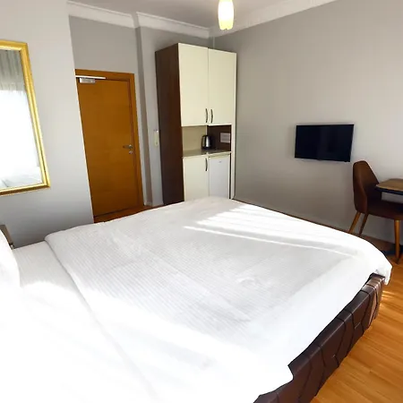 Zendy Hotell 2*