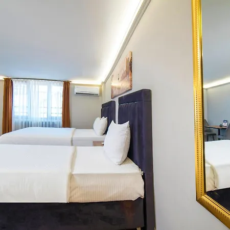Zendy Hotel