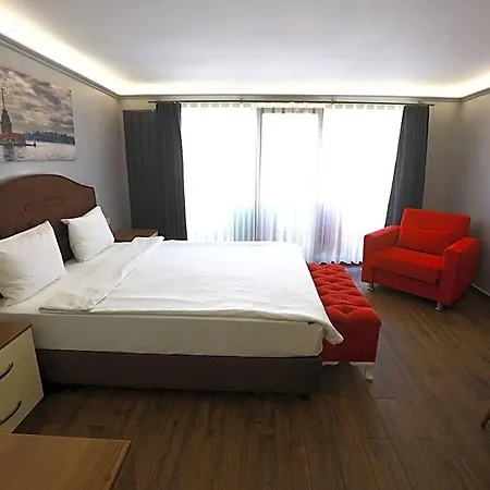 Zendy Hotel 3*