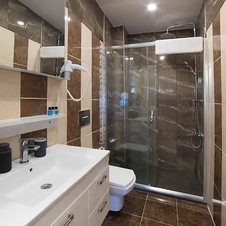 Hotel Zendy 3*
